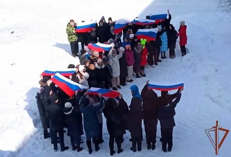 Патриотический фестиваль своих не бросаем