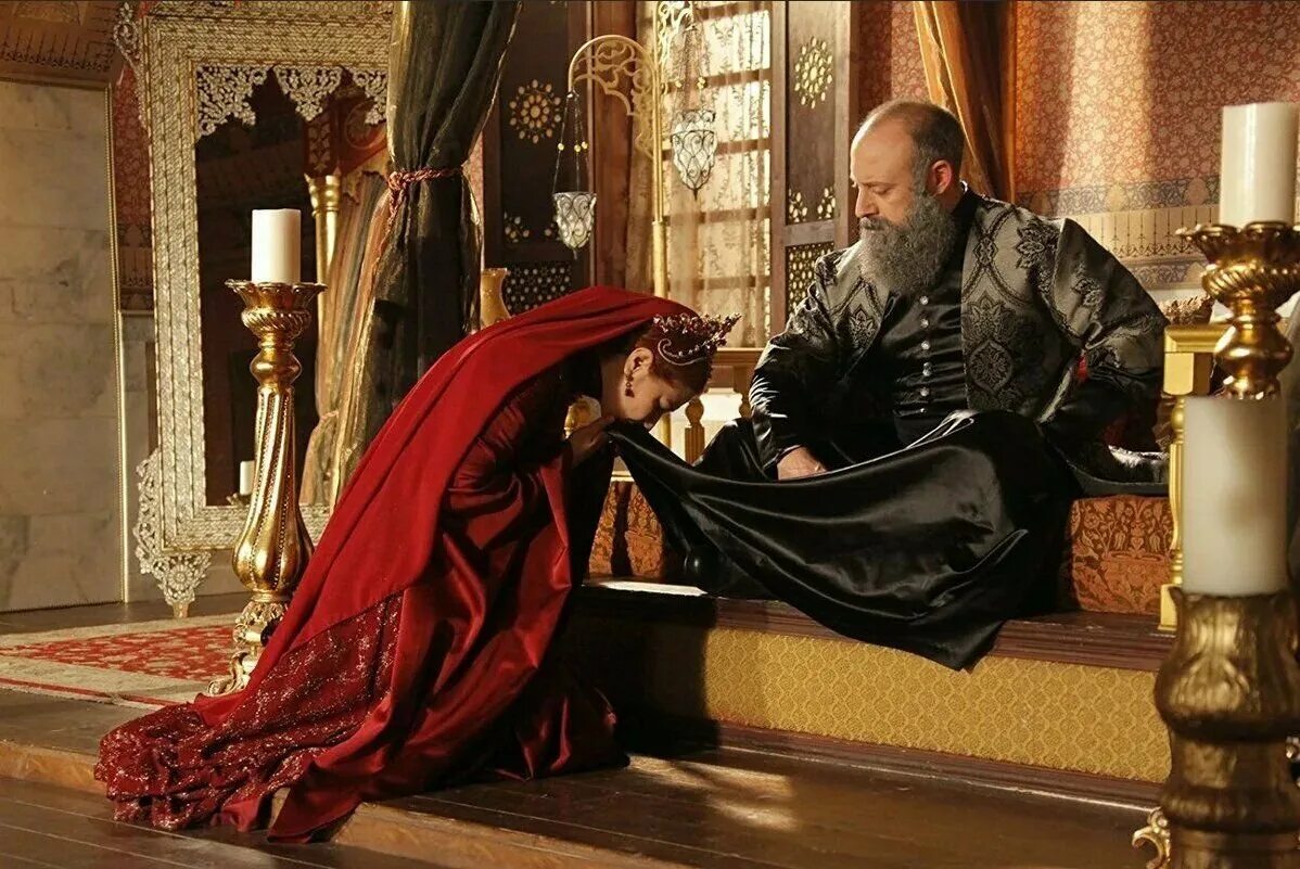 Сериал великолепный век султан. Директор института гражданских инженеров султанов. Николай султанов архитектор постройки. Халит эргенч султан сулейман. Султан портрет.