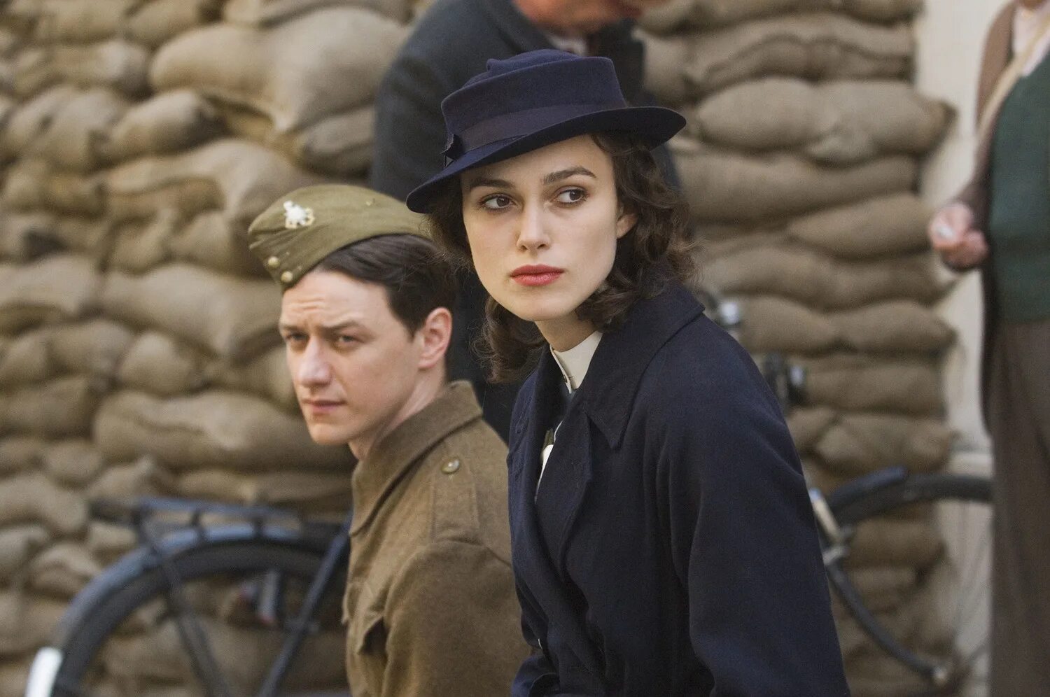 Иэн макьюэн "искупление". Искупление 2007 джо райт. Искупление atonement, 2007. Искупление содержание. Пол маршалл искупление.