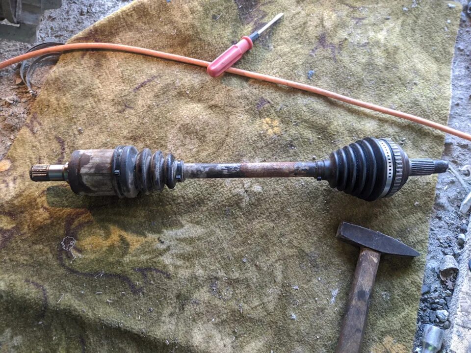 Внутренний шрус civic 4d. Внутренний шрус хонда фит. Хонда сивик 4д привод левый. Шрус honda civic 4d. Привод шруса honda civic.