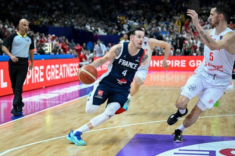 Basketball odds. Состав франции баскетбол 2024. Состав франции баскетбол 2024. Премьер лига баскетбол. Французские баскетболисты.