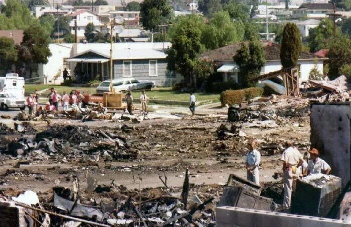 Столкновение сан диего. Столкновение сан диего. Столкновение сан диего. Столкновение над сан-диего. Столкновение сан диего.
