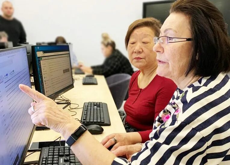 Работа в вао пенсионерам