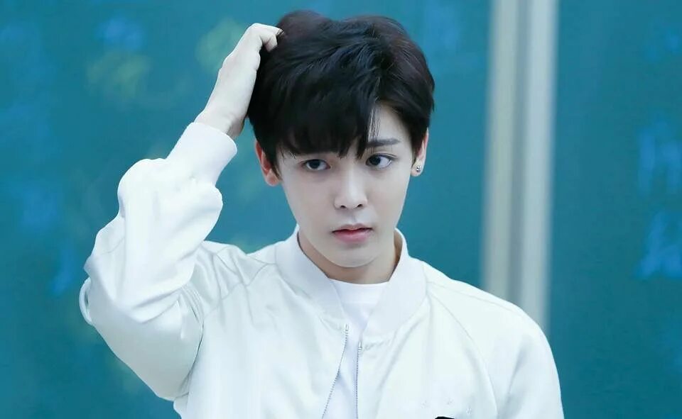 Hou ming hao. Хоу минхао. актер хоу мин хао. хоу мин хао и его девушка. neo hou актёр.