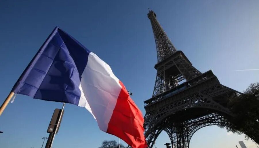 Франция изменилась. Франция по французски. Государственный язык Франции. Образование во Франции на французском языке. Национальный суверенитет Франции.