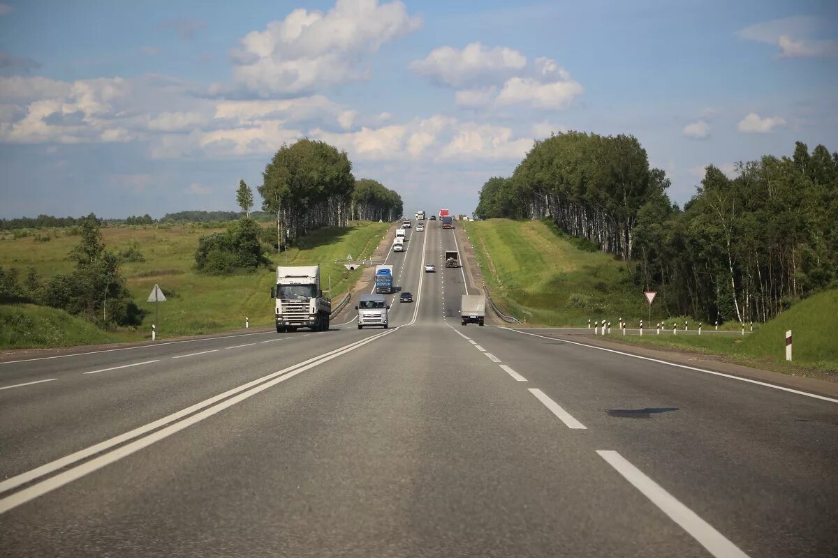 дорога москва смоленск минск м1. автомагистраль м1 москва беларусь. автодорога москва минск. автодорога москва минск. дорога москва смоленск минск м1.