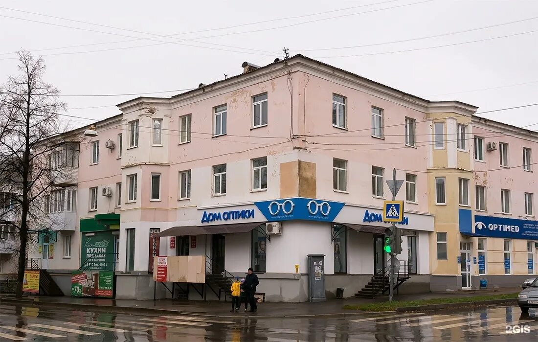 Особенности салона оптики Дом Оптики в Октябрьском, улица Островского, 17 - Янде