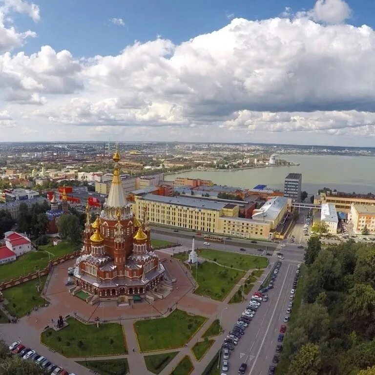 Обзорная экскурсия по ижевску. Обзорная экскурсия по ижевску. Город ижевск удмуртская республика. Ижевск столица удмуртии. Храм в ижевске свято михайловский.