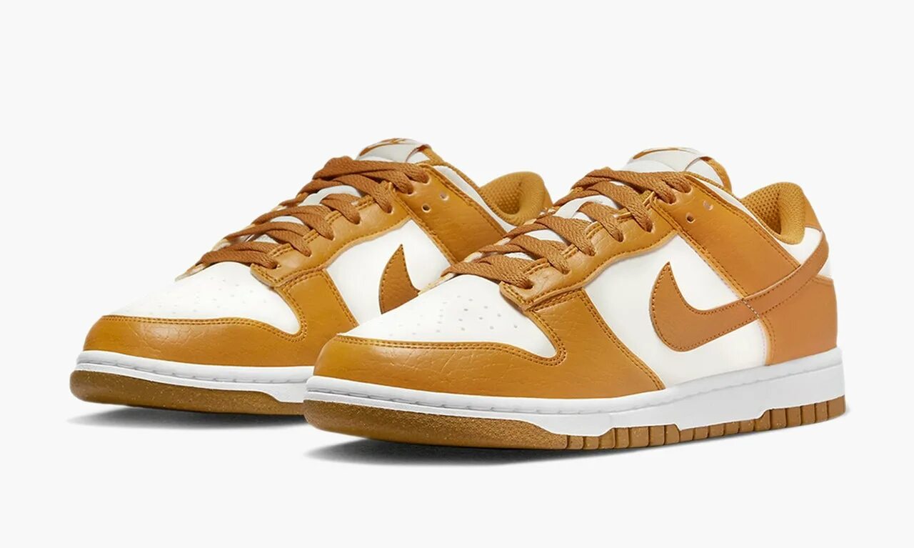 Nike dunk gold. Nike dunk gold. Dunk золотые. Phantom dunk nike. Nike dunk low next nature.