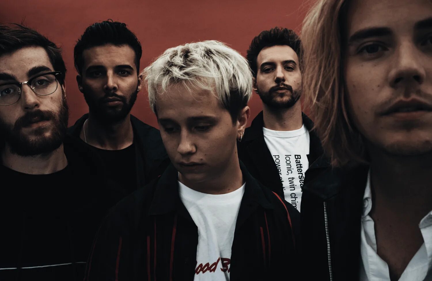 Nothing but thieves impossible. Nothing группа. nothing but thieves. группа nothing but thieves 2025. futureproof nothing but thieves.
