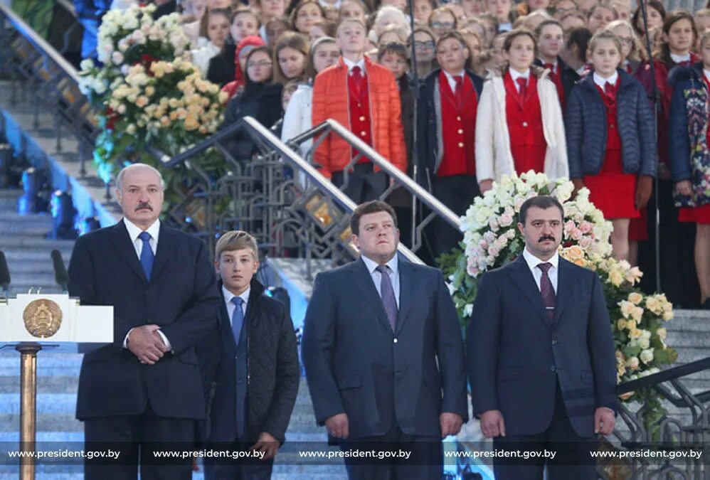 Сколько сыновей у лукашенко. Дмитрий александрович лукашенко. семья лукашенко президента белоруссии. виктор и дмитрий лукашенко. дети александра лукашенко президента белоруссии.