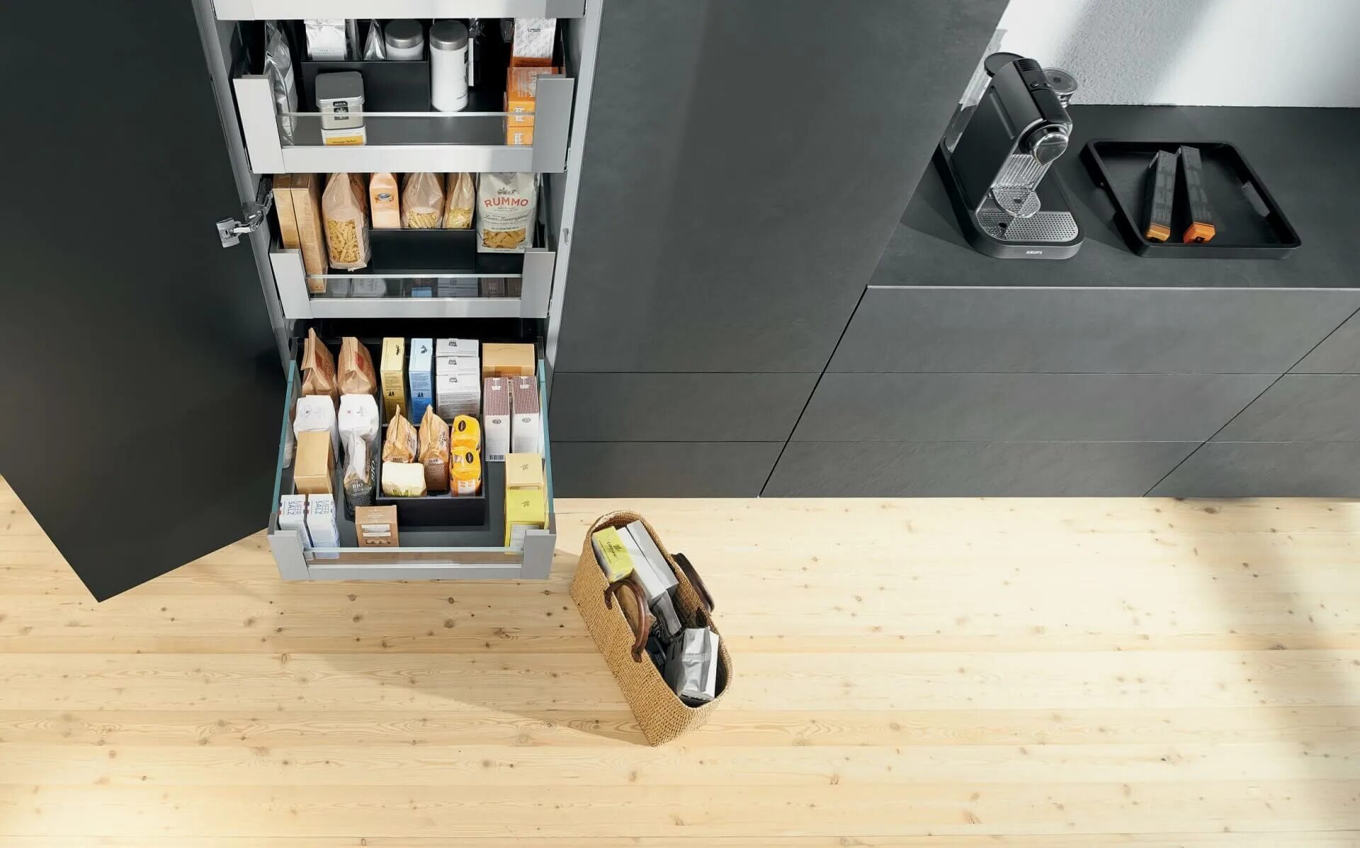Blum криптовалюта. Ящики blum legrabox. blum ambia-line. спейс тауэр леграбокс блюм. шкаф блюм спейс тауэр.