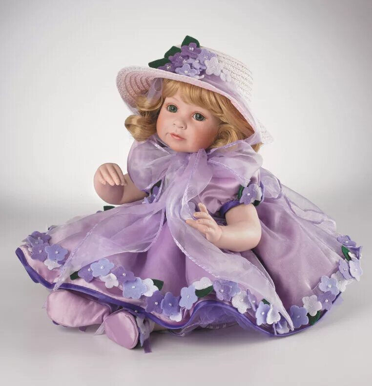 красивые фарфоровые куклы. фарфоровая кукла 11. фарфоровая кукла 11. куклы фарфоровые шарль и офелия. дизайнерская кукла картинка.