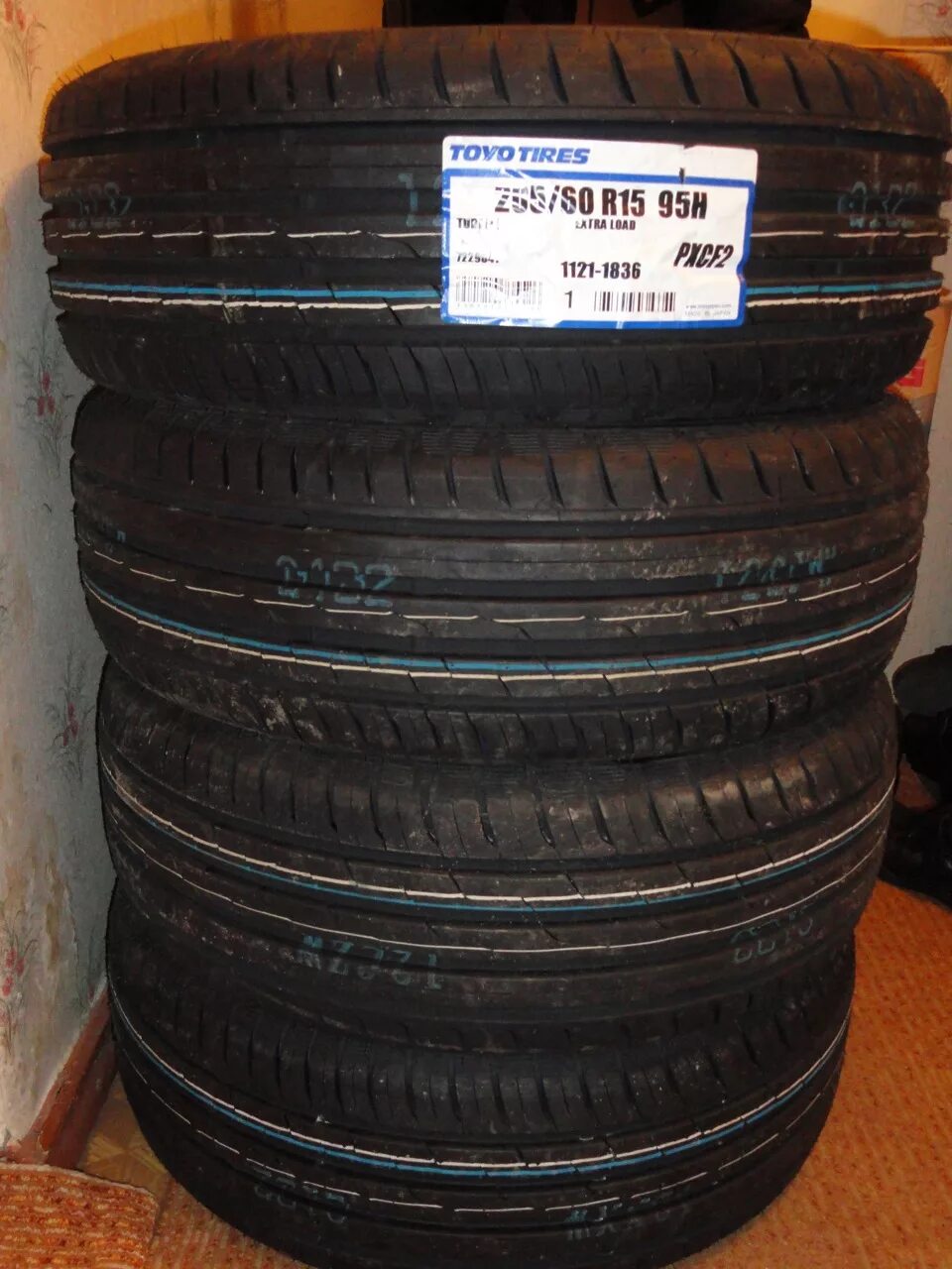 Шины toyo proxes отзывы. Toyo PROXES cf2. Toyo PROXES cf2, 205/60r15. Toyo (Тойо) PROXES cf2 205/60 r15 95h. Toyo Tires PROXES cf2.