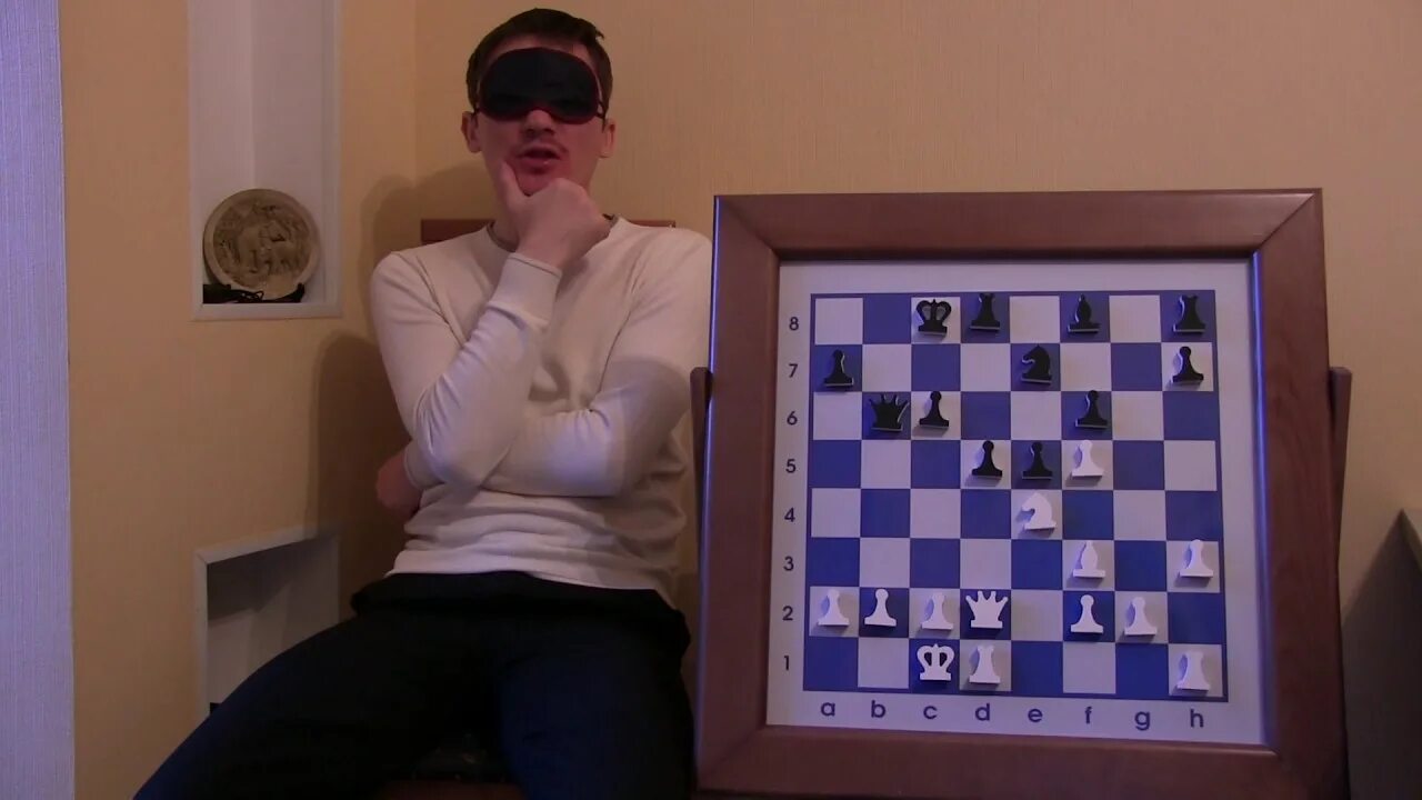 Игра в шахматы вслепую. Шахматы спорт. Шахматы вслепую чемпионат. Шахматы вслепую тренажер. Шахматы для слепых.