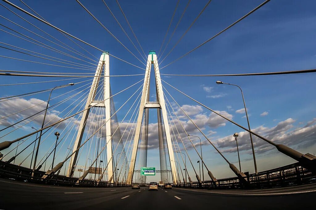 вантовый мост октябрьская набережная. ремонт вантового моста 2024. большой обуховский мост в санкт-петербурге 2023. ремонт вантового моста 2024. мост миллениум казань 2022.