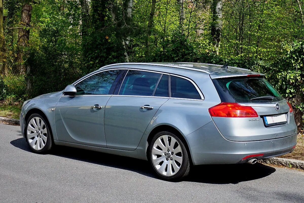 Opel Insignia 2010. Opel Insignia Sports Tourer 2010. Опель Инсигния 2008 универсал. Opel Insignia 2010 универсал.