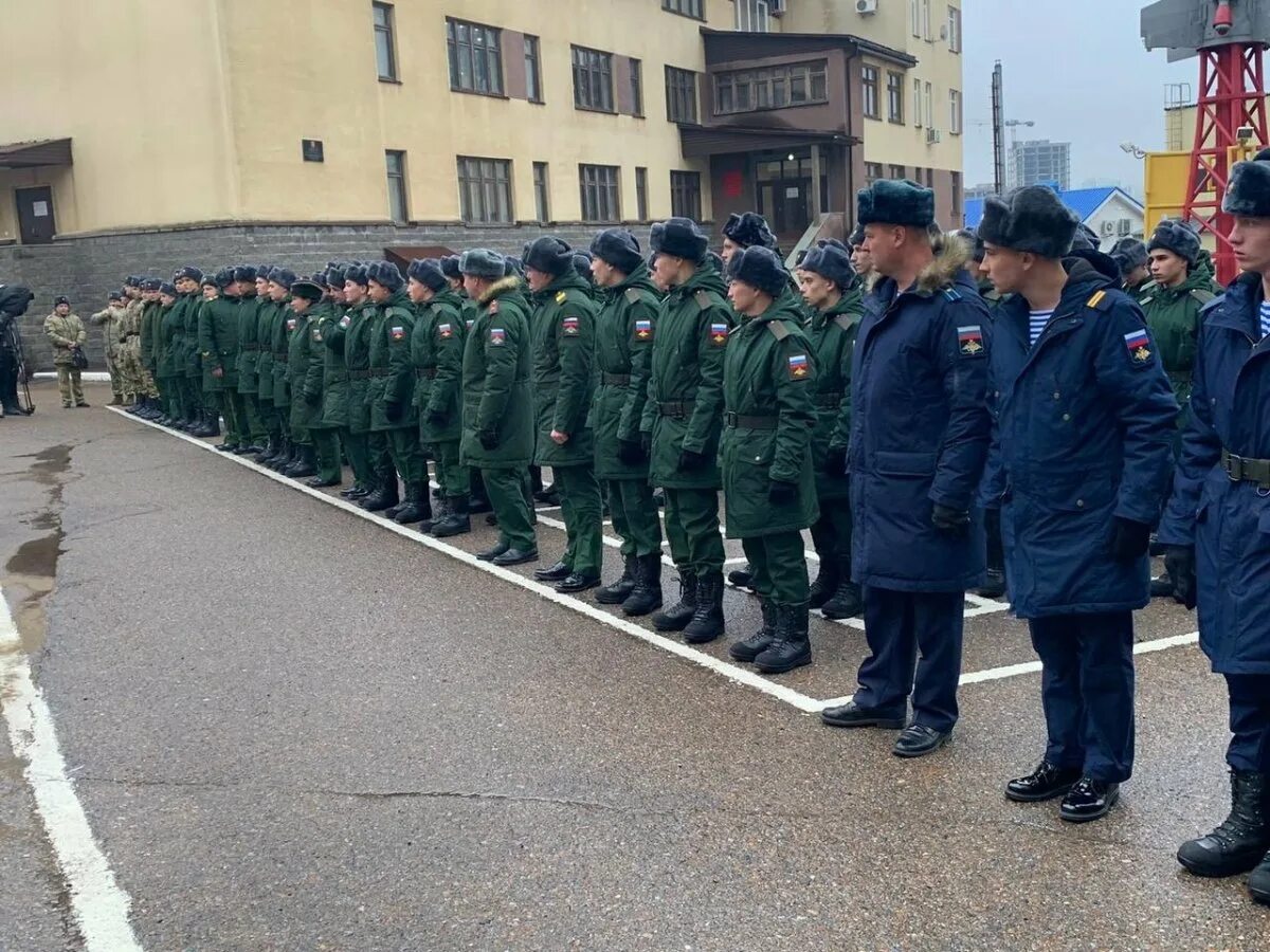 Призыв в росгвардию. Осенний призыв. Весенний призыв. Военная форма срочников. Срочники в армии.