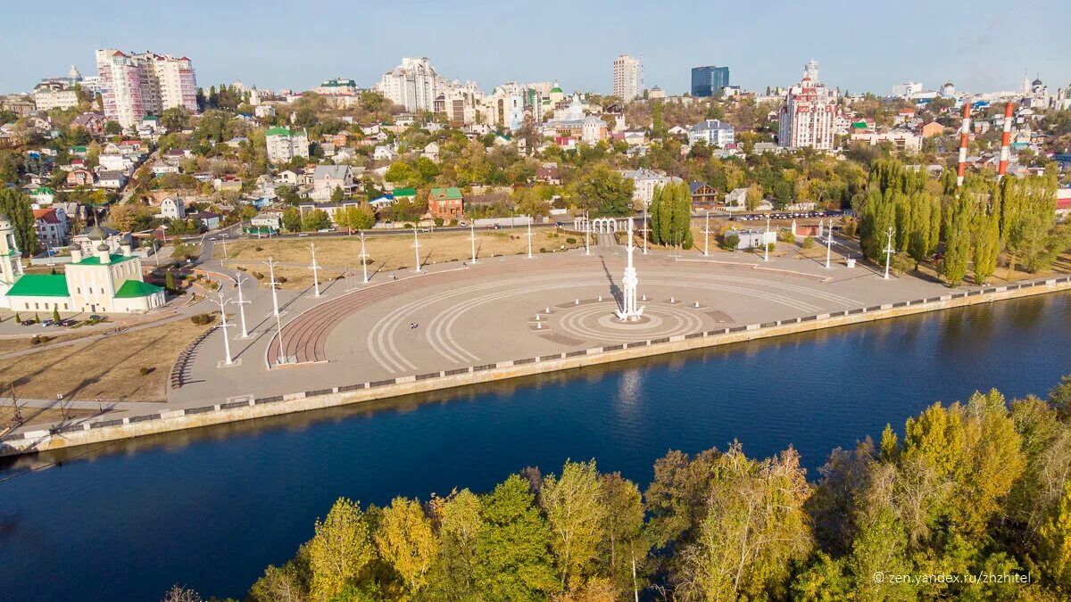 Адмиралтейская набережная Воронеж. Адмиралтейская площадь Воронеж. Правый берег набережная Воронеж. Набережная Петра 1 Воронеж. Левый берег воронеж улицы