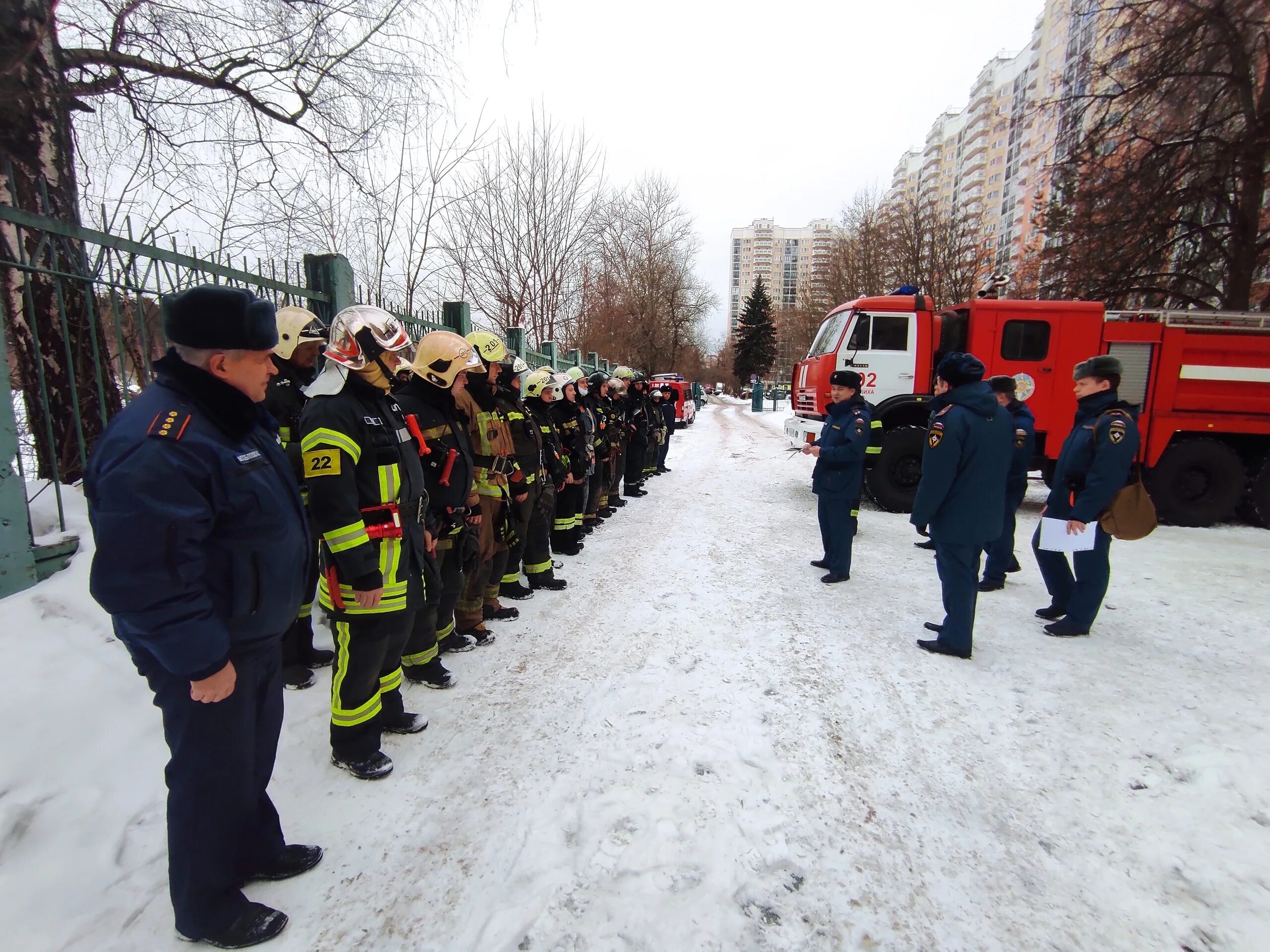 Пожарная служба. Пожарно-спасательная служба. Пожарный пруд. Пожар в Железнодорожном.