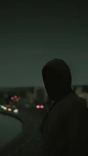 Песня пьяным лицо под капюшоном