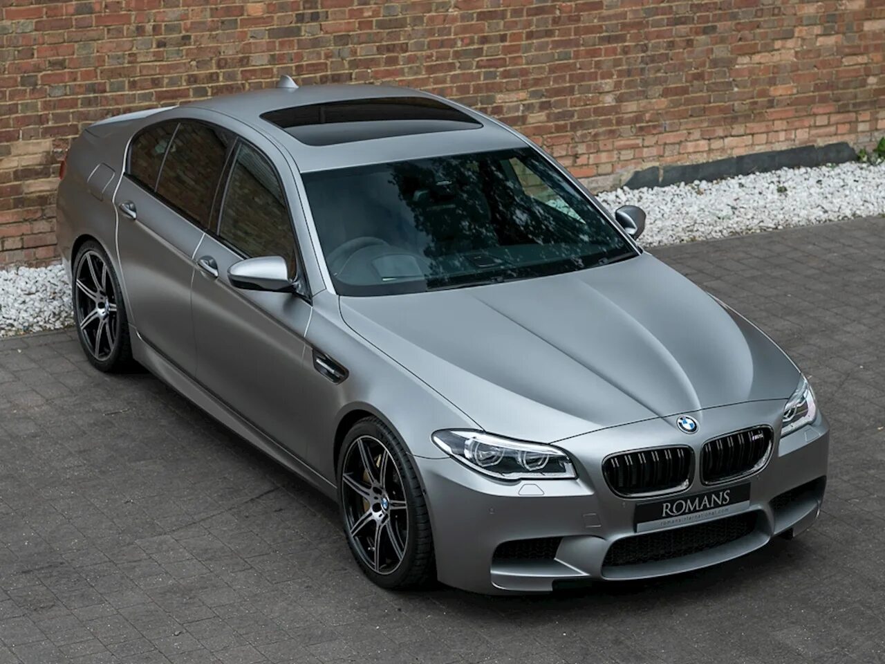 F10 30. Bmw m5 f10 silver matt. bmw f10 серая. bmw f10 m5 matt grey. bmw m5 &#039;30 jahre edition.