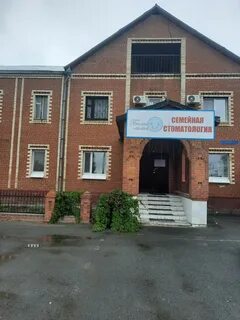 Ломоносова 1а