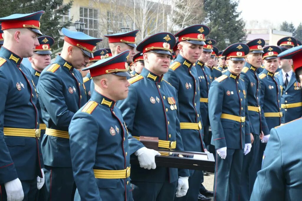 ДВОКУ ДВВКУ им Маршала советского Союза к к Рокоссовского. Форма курсантов ДВОКУ. Выпуск ДВОКУ 106. Дальневосточное высшее общевойсковое командное училище имени