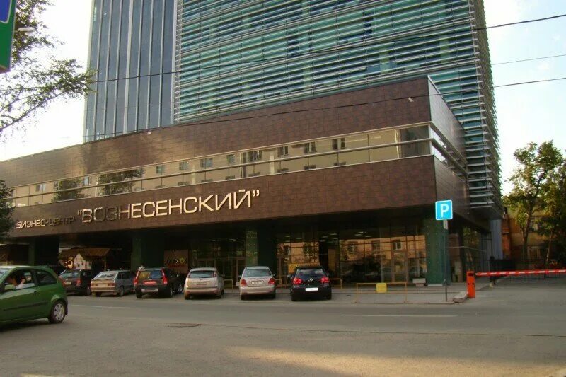 Первомайская 15 екатеринбург. Первомайская 15 1. Первомайская. Вознесенский, екатеринбург, первомайская улица. Первомайская улица, 15.