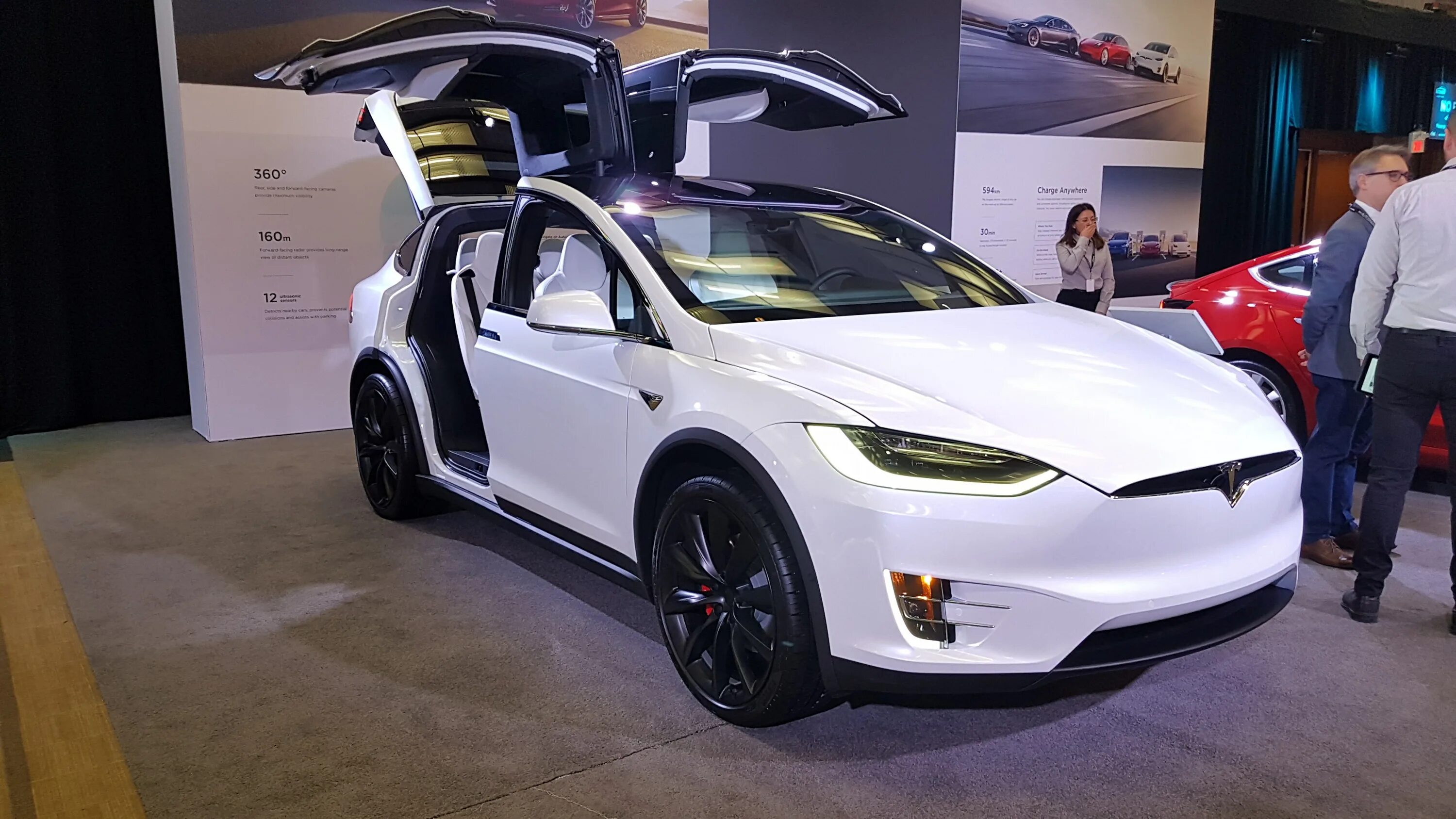 Тесла модель х p100d салон. Tesla model x White. Тесла p100d 2022. Тесла model x салон. Model x plaid