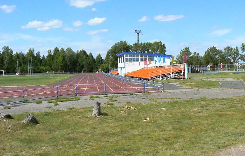 Павловский стадион. Стадион Павловск Алтайский край. Алтайский край Павловский район село Павловск стадион. Стадион Павловск, Павловск. Село Павловск Алтайский край стадион.