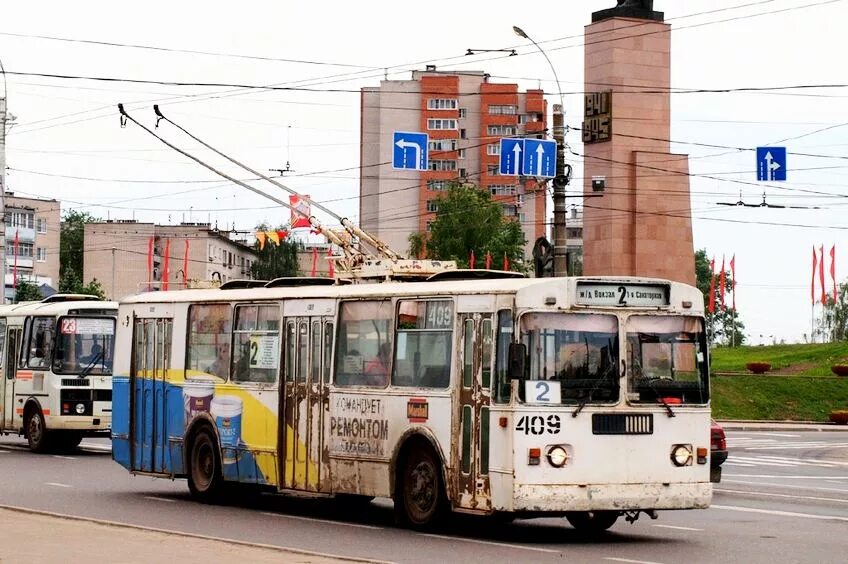 Балашиха городской транспорт. ЗИУ 682 Ржавый. Троллейбус Иваново ЗИУ 682г г00. ЗИУ Ржавый троллейбус. ЗИУ-682г кр Иваново.