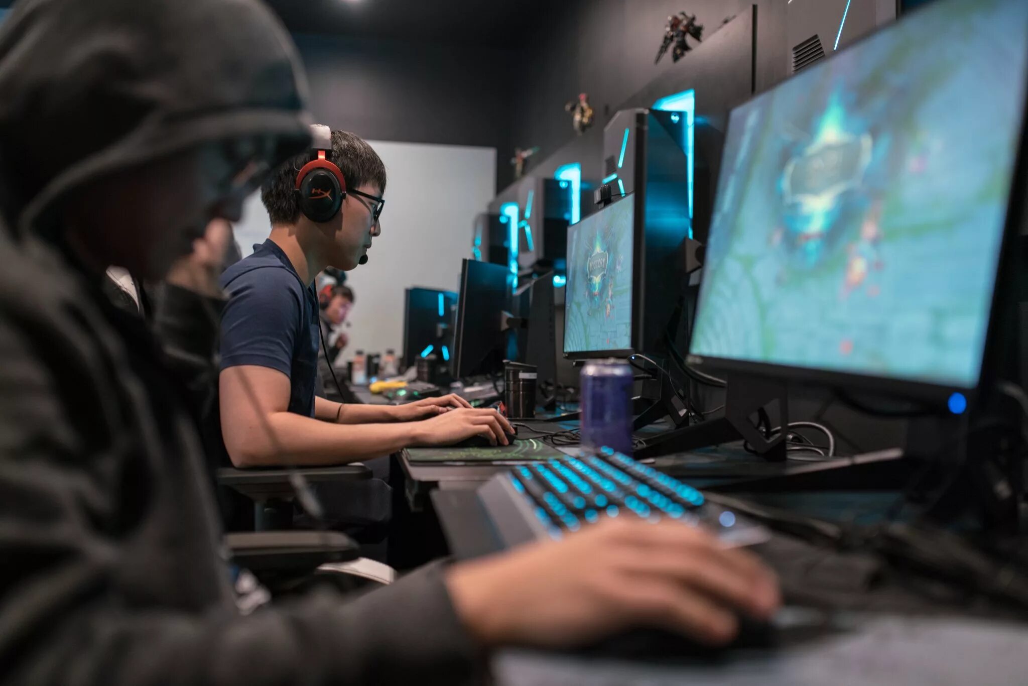 Разработка компьютерных игр. 3д моделирование в компьютерных играх. Разработчик игр. Студия разработки компьютерных игр. Разработчик игр.