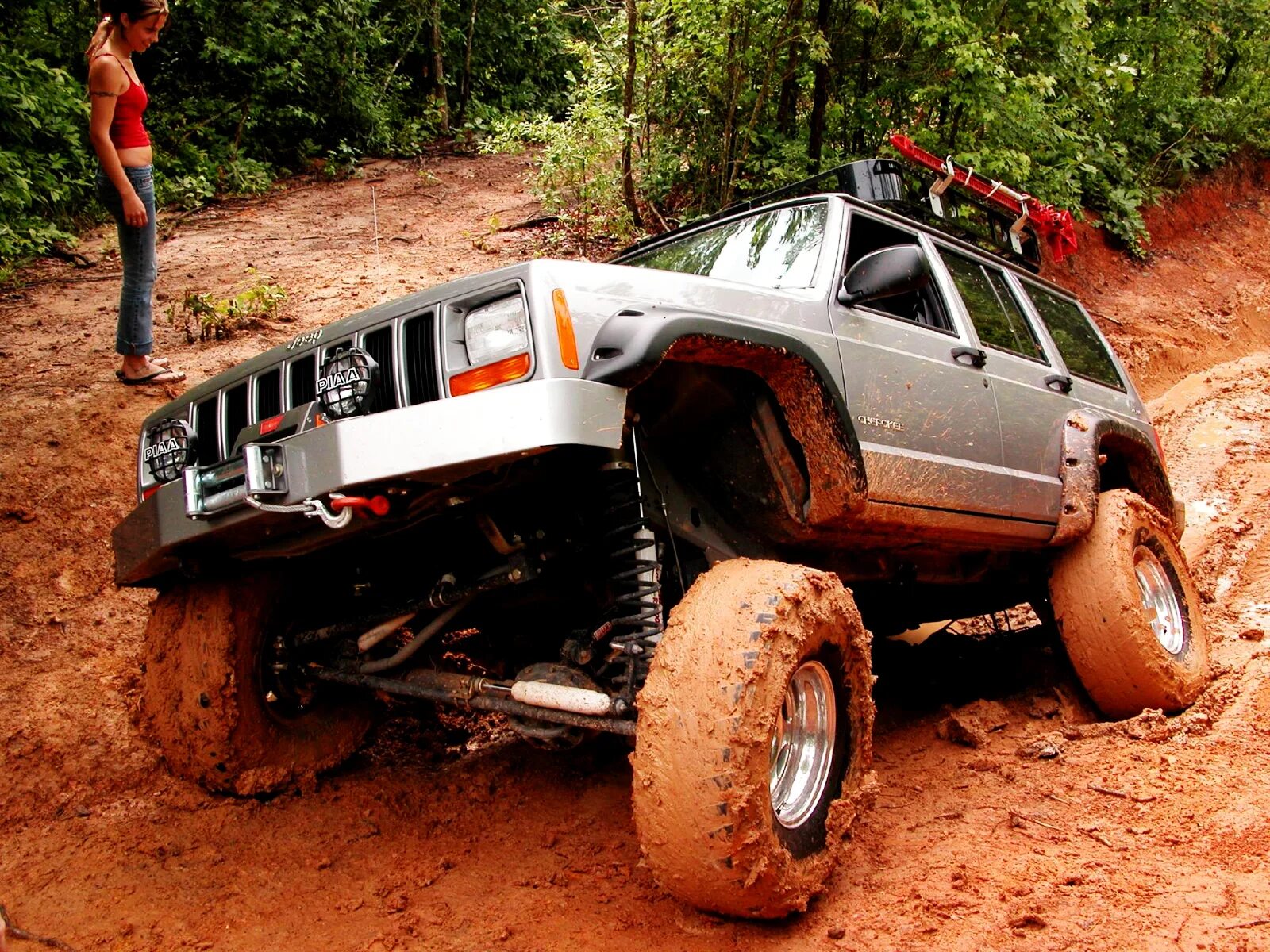 День джипа 4х4. Jeep Cherokee оффроад. Jeep Cherokee XJ Offroad. Jeep Cherokee XJ off Road. Cherokee Jeep 1988 оффроад.