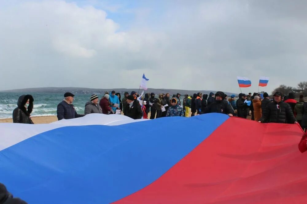 Видео воссоединение крыма с россией для школьников. Воссоединение Крыма с Россией. Крым Россия 2022. Воссоединение Крыма с Россией 2022. Годовщина воссоединения Крыма с Россией.