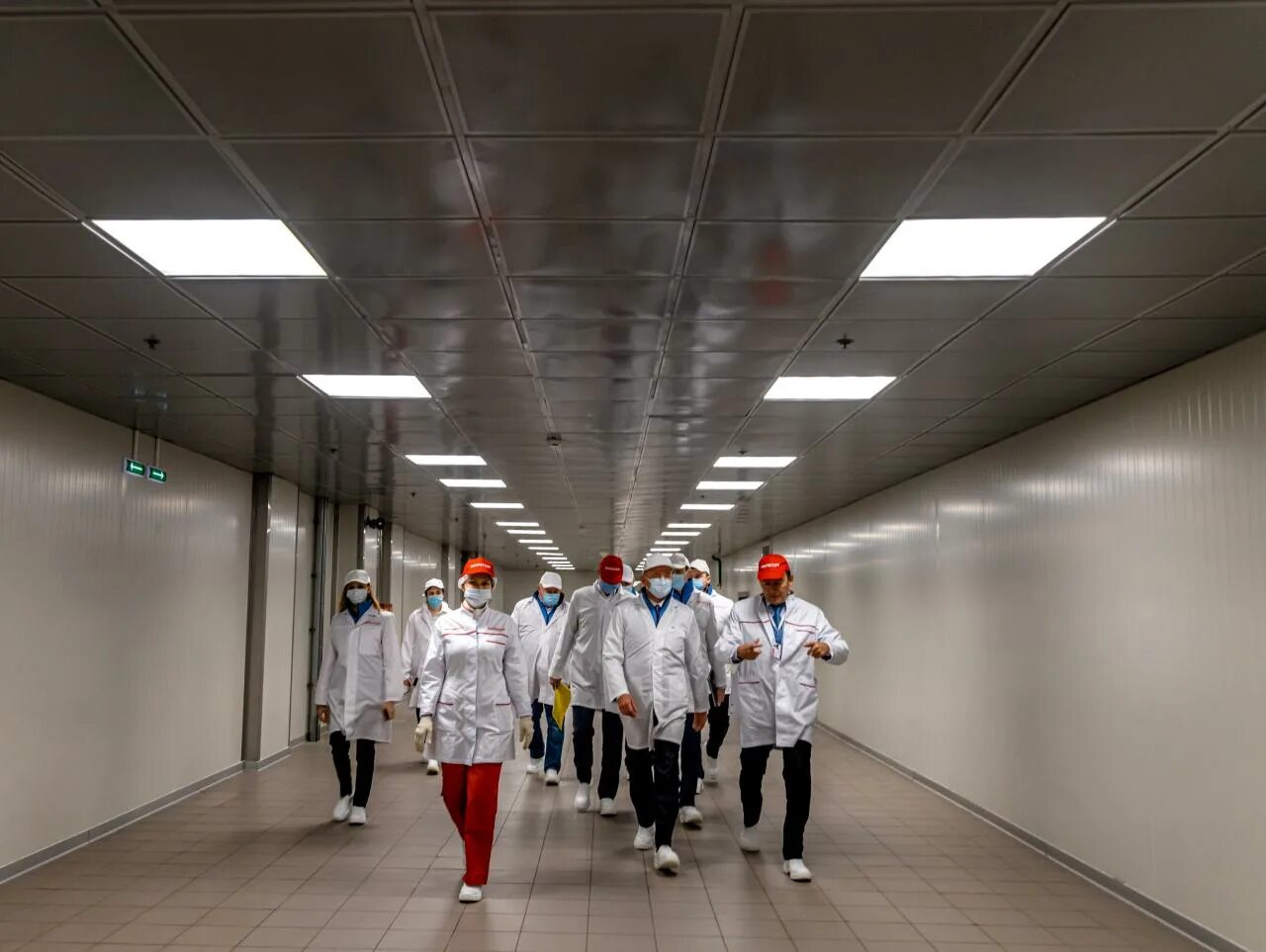 Мираторг курская область. Мираторг завод в курской области. мясоперерабатывающий завод мираторг. мираторг курск черницыно.