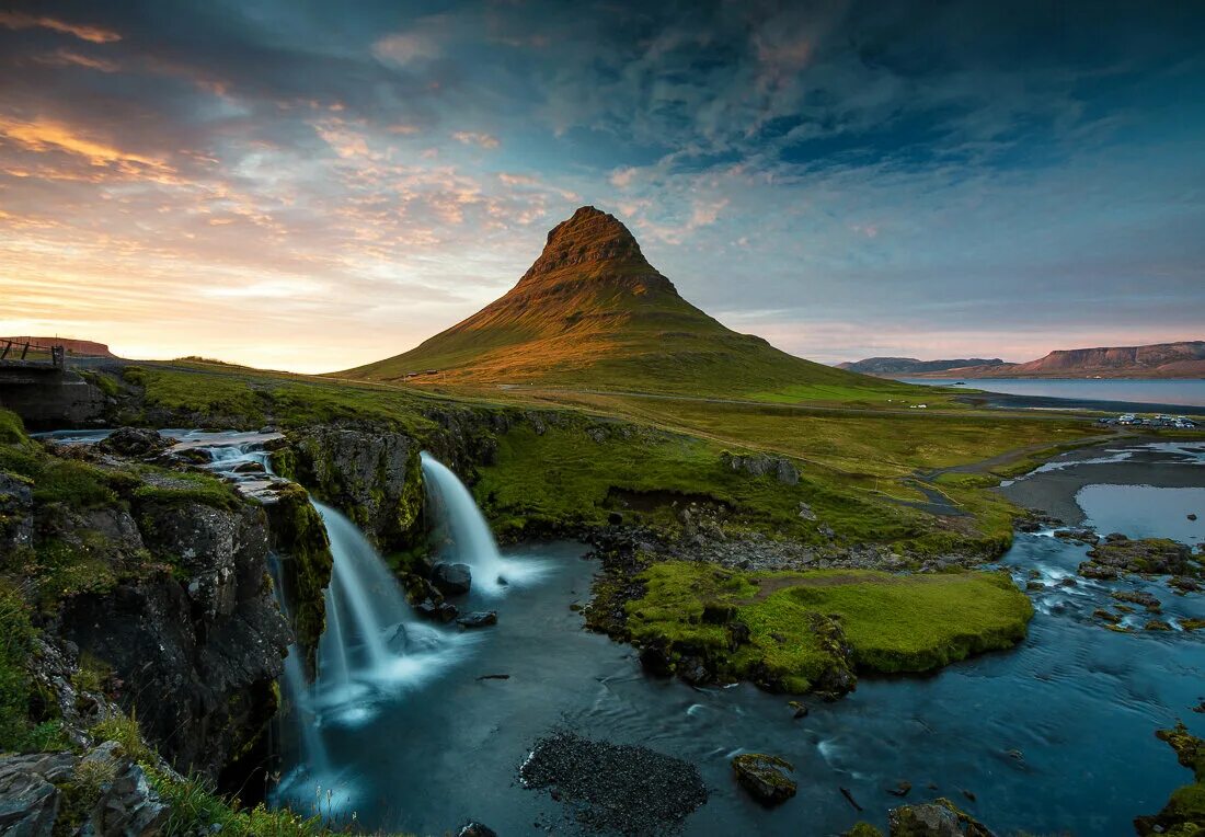 Исландия какая европа. Исландия Island. Исландия островное государство. Исландия Континент. Природа Исландии.