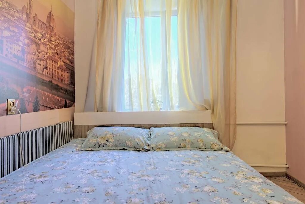 Мини гостиница санкт-петербург парашютная 38. Комната 1 сутка. Zen hermitage отель. Комната на сутки в санкт петербурге. Суточные комнаты в питере.