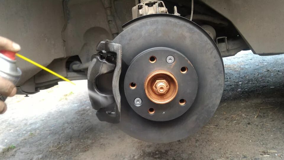 Диск передний тормозной рено дастер 4х4. Рено duster 2013. Renault duster 2013. Dacia duster 2010. Рено duster 2013.
