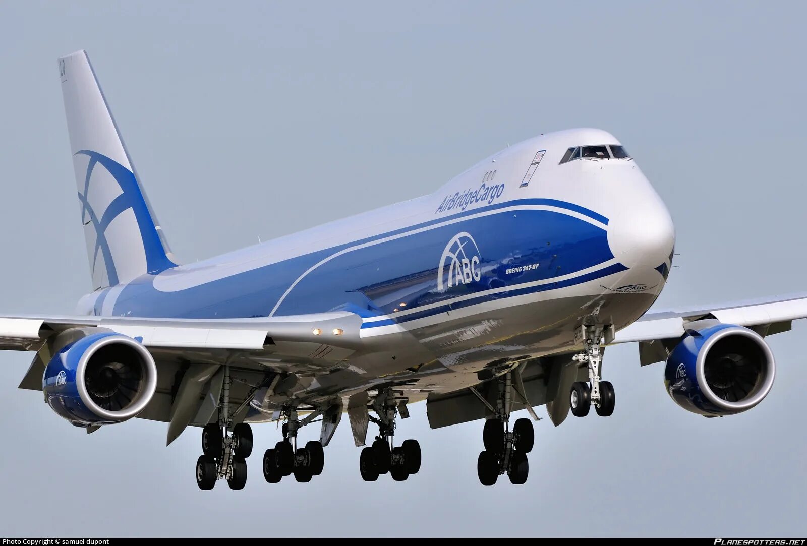 Боинг 747 AIRBRIDGECARGO. Боинг 747 Волга Днепр. Грузовой самолет Боинг 747 400 Cargo. Боинг 747 ABC Cargo
