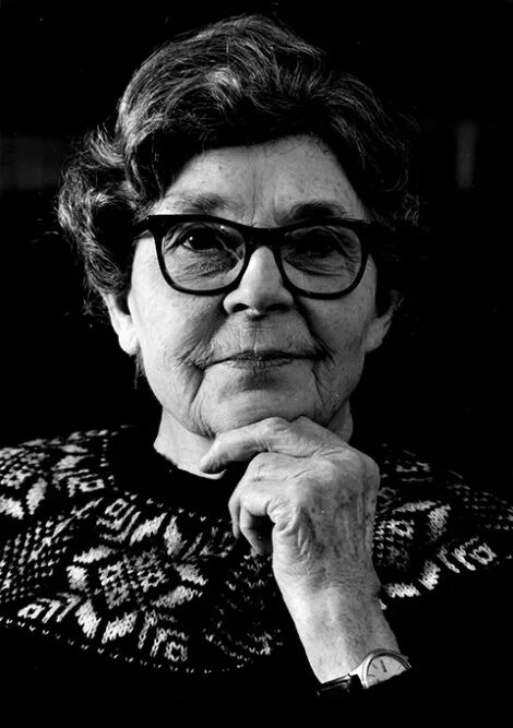 Элис питерс. Элис питерс. Эллис питерс. Элис питерс. Эдит питерс.