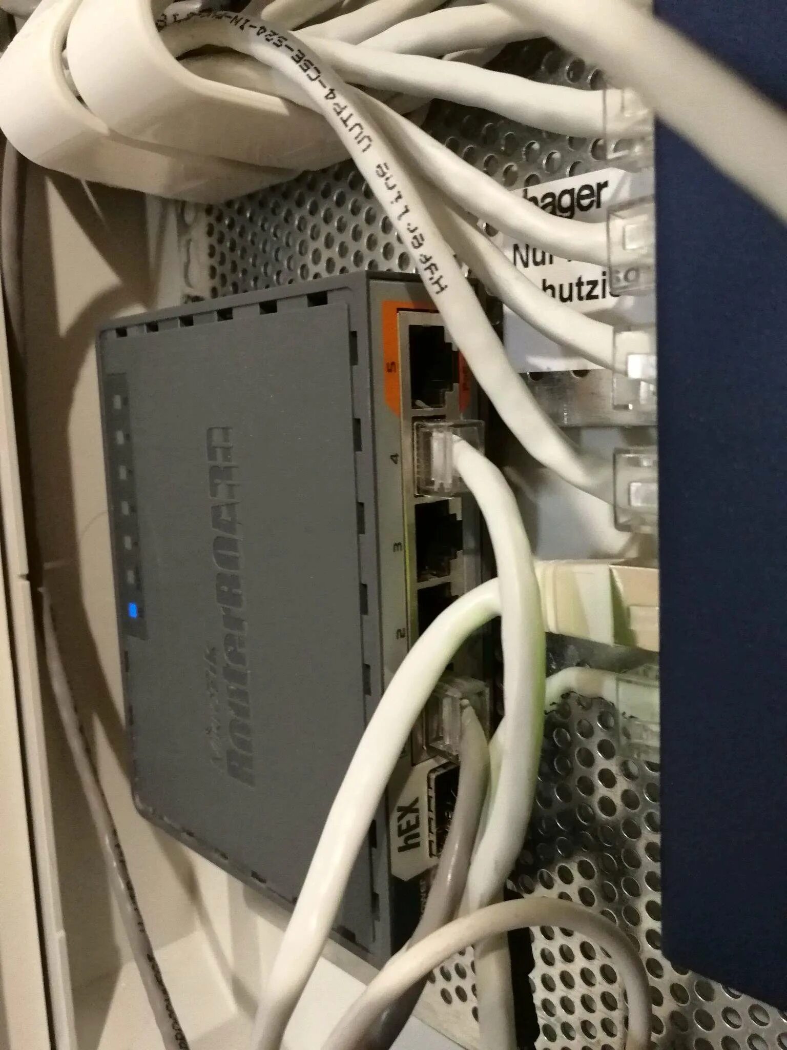 Mikrotik hex rb760igs. Mikrotik hex s (rb760igs). mikrotik 760igs. маршрутизатор mikrotik hex s (rb760igs). mikrotik 760.