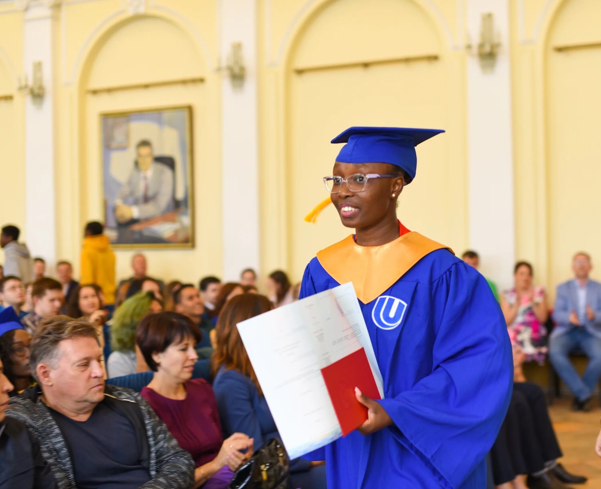 Выпуск вшэ. Баумана прикладная математика и информатика. Ниу вшэ выпускной. Вшэ пермь официальный сайт. Вручение дипломов вшэ.