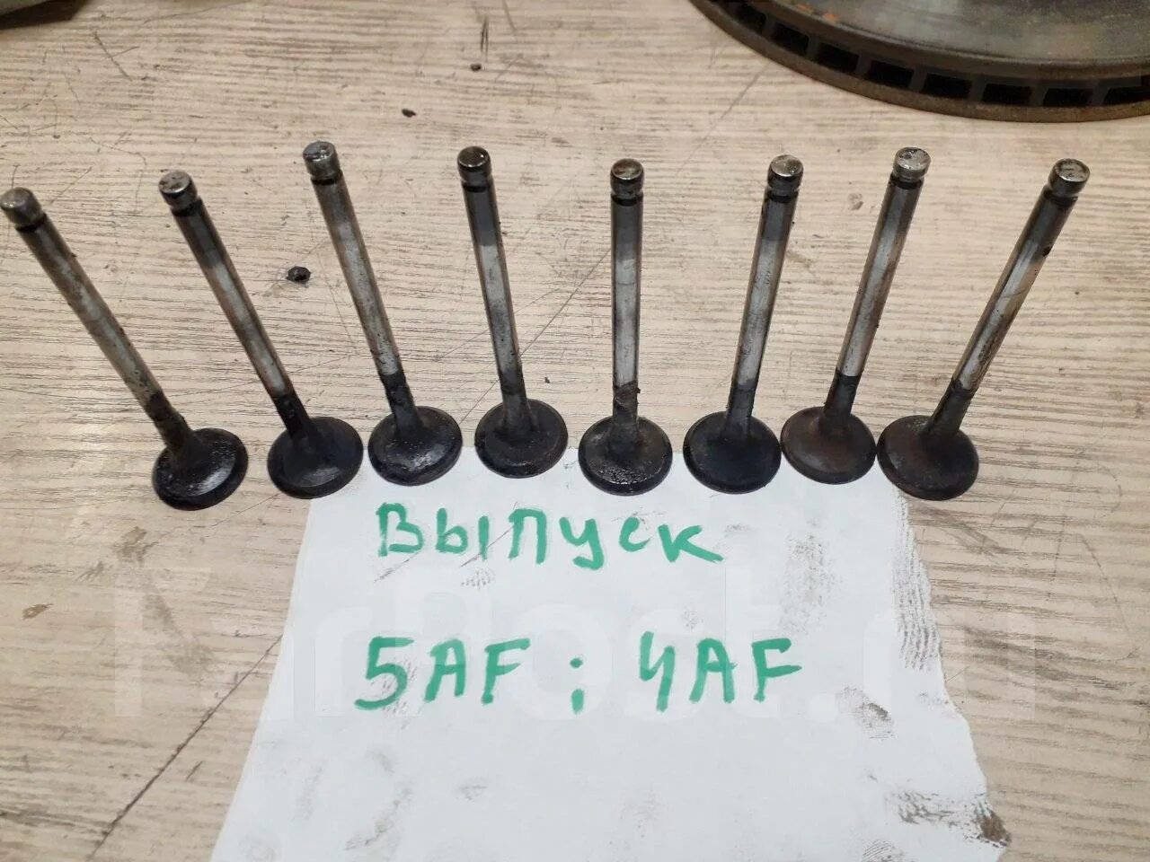 Толкатель клапана 5a-fe. Выпускной клапан 3s fe. Клапан впускной 3s fe. Выпускные клапана 5. Выпускной клапан 1g fe.