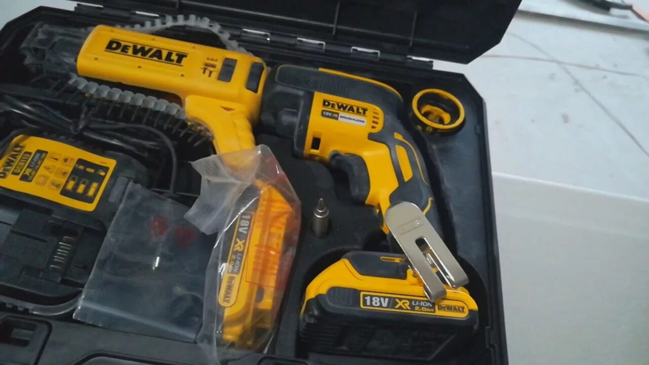 Шуруповерт dewalt обзор. Ленточный шуруповерт dewalt. шуруповерт для гипсокартона dewalt. ленточный шуруповерт dewalt и гипсокартон. шуруповёрт ленточный для гипсокартона девалт.