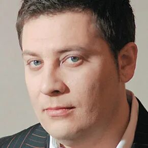 Певец 6 букв