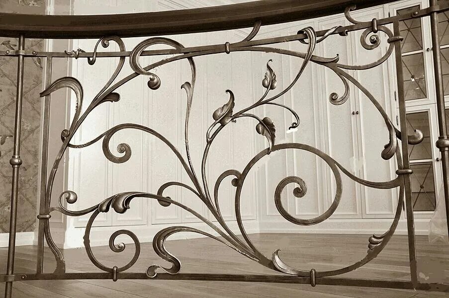 Кованые шедевры. Мастерская художественной ковки. Художественная сварка и ковка. Изделия из ковки. Кованые украшения рогов.