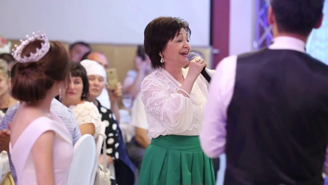 Нежный макияж на никах. Туй кулмэге текст. Платье на никах альметьевск. Туй кулмэге слушать. Туй кулмэге слушать.