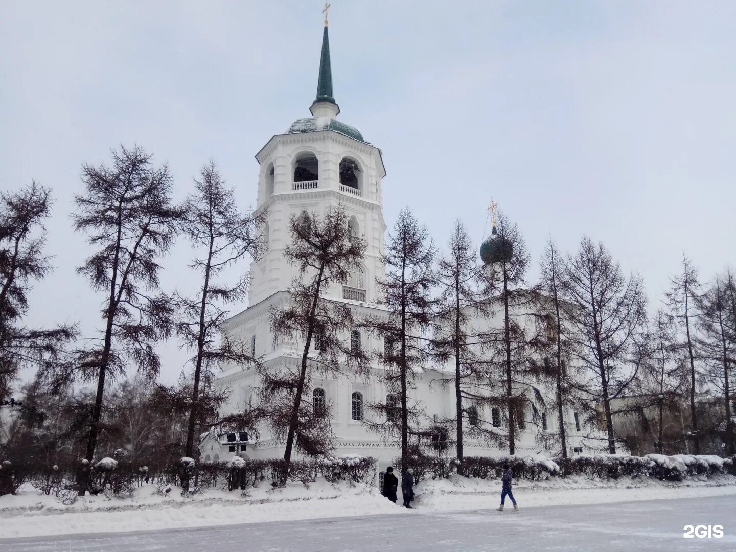 Храм спаса нерукотворного иркутск. Спасская церковь иркутск. Храм нерукотворный иркутск. Спасская церковь иркутск. Церковь спаса нерукотворного образа иркутск.