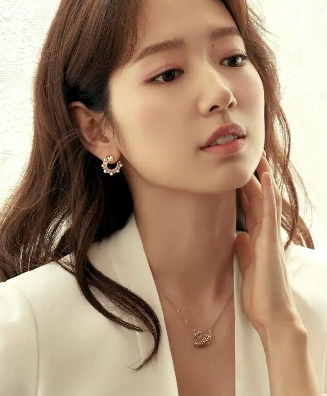 Пак шин хе дорамы. Пак син хе. Актриса пак. Park shin hye. Актриса пак.